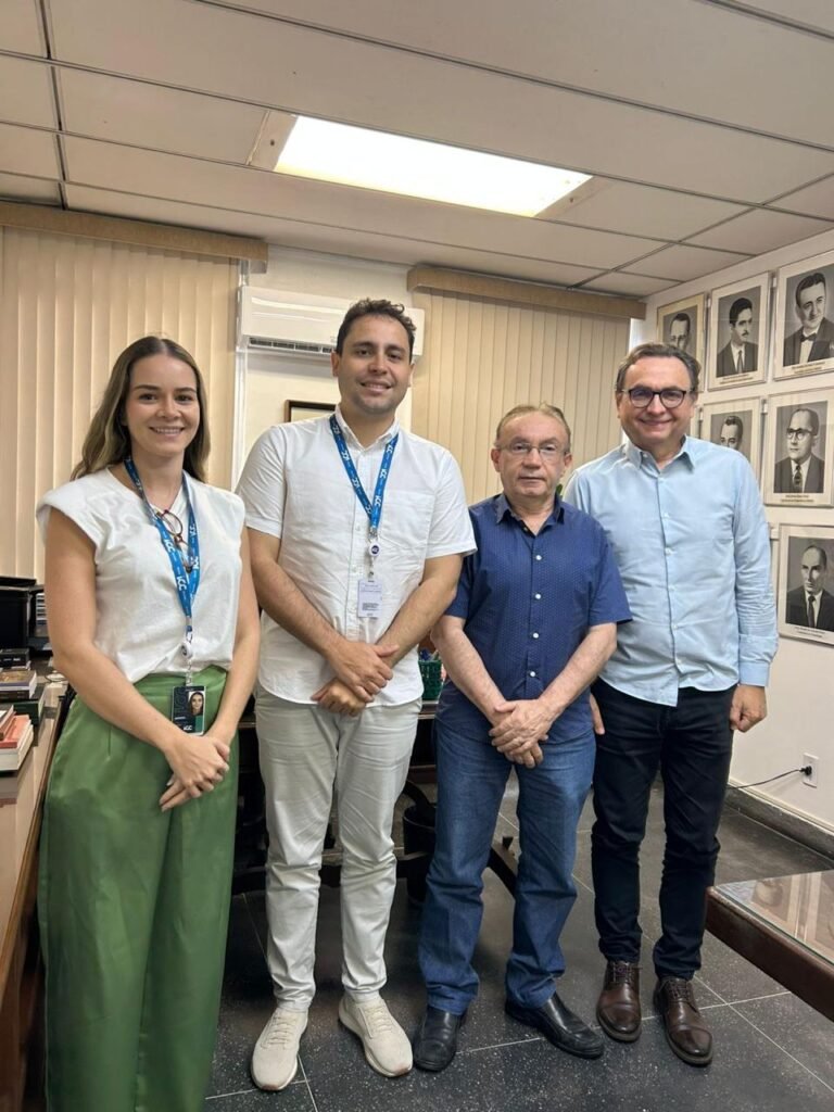 Foto_1_Reunião_parceria_INPADE_FAMED_UFC_Rede_ICC_Saúde_28052026
